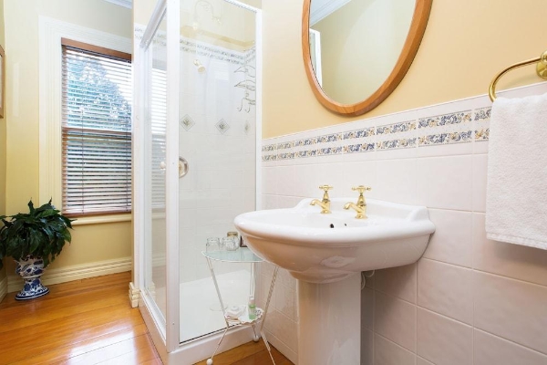 Hotel Tairoa Lodge & Cottage (Hawera)